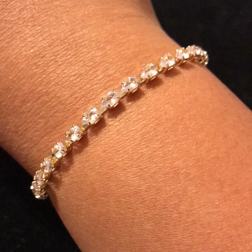 NEW Cubic Zirconia water drop design bracelet
